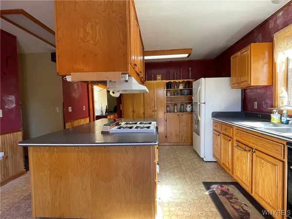 $189,900 | 9954 Vermont Hill Road, Holland, NY 14080