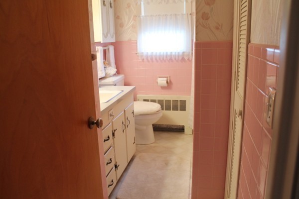 1349 Parker Street Springfield, MA 01129 - Photo 9 of 25 Gallery Image 9