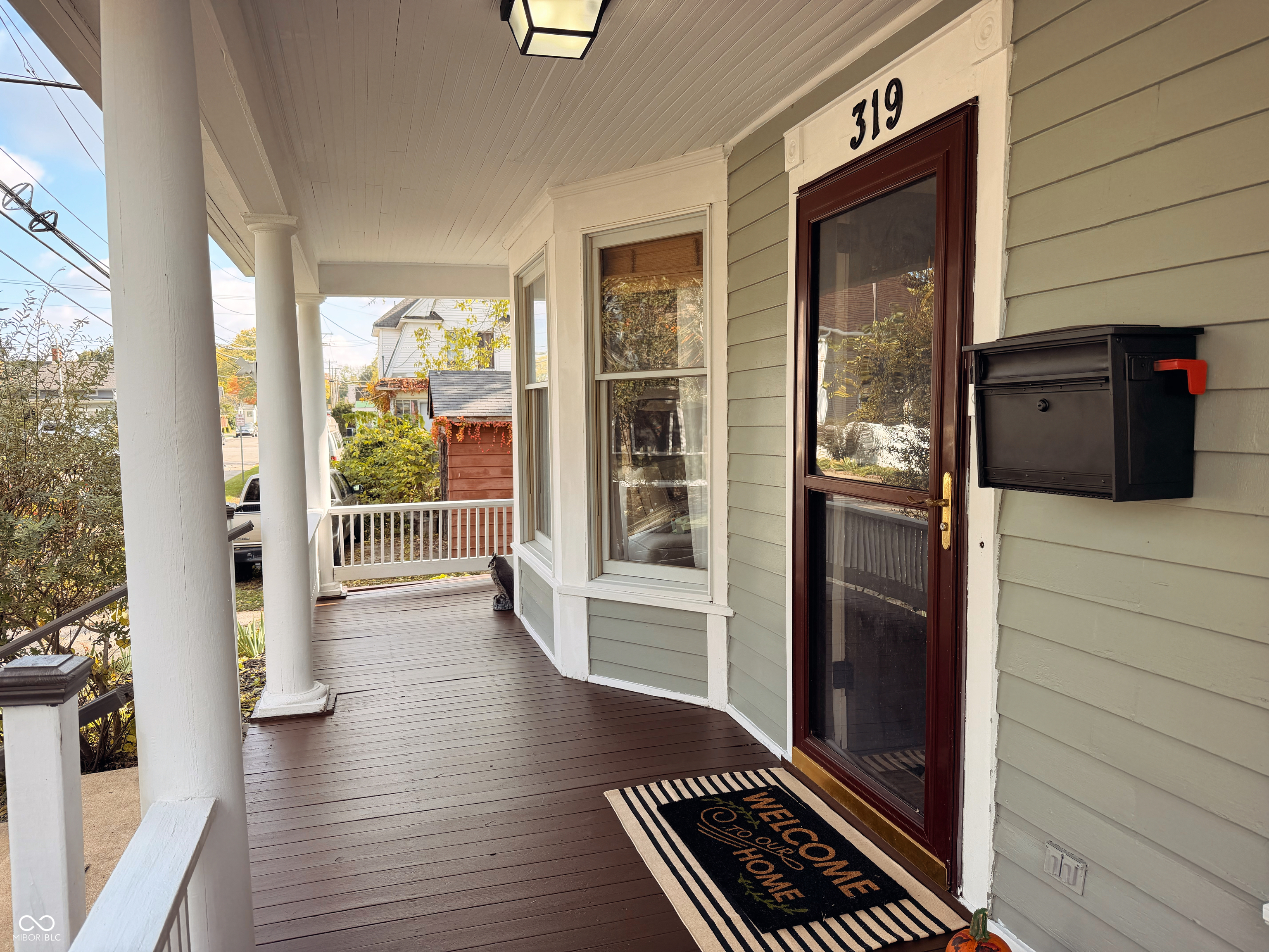 319 15th Street Columbus, IN 47201 - Photo 5 of 32