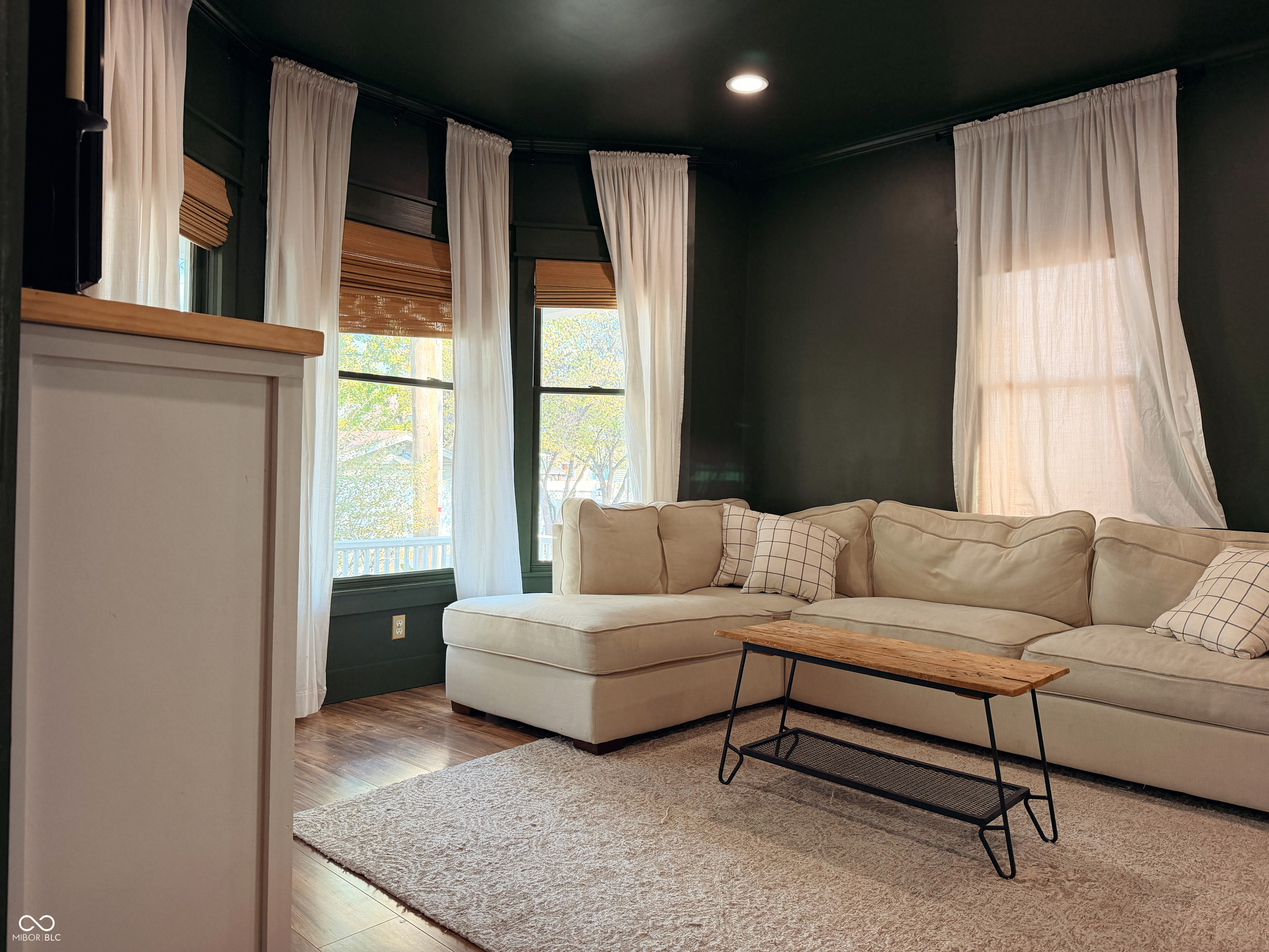 319 15th Street Columbus, IN 47201 - Photo 8 of 32