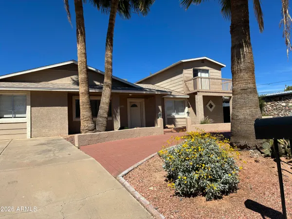 $2,500 | 1422 East Yucca Street, Phoenix, AZ 85020