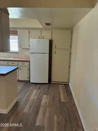 $2,500 | 1422 East Yucca Street, Phoenix, AZ 85020