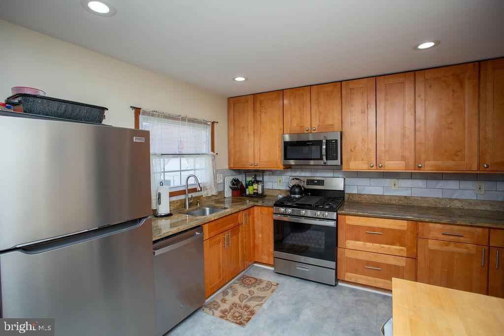 117 Meadowlark Road Stratford, NJ 08084 - Photo 16 of 58 Gallery Image 16