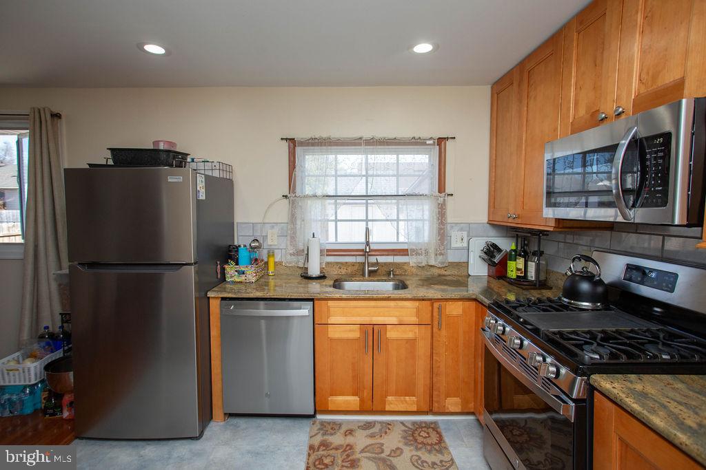 117 Meadowlark Road Stratford, NJ 08084 - Photo 17 of 58 Gallery Image 17