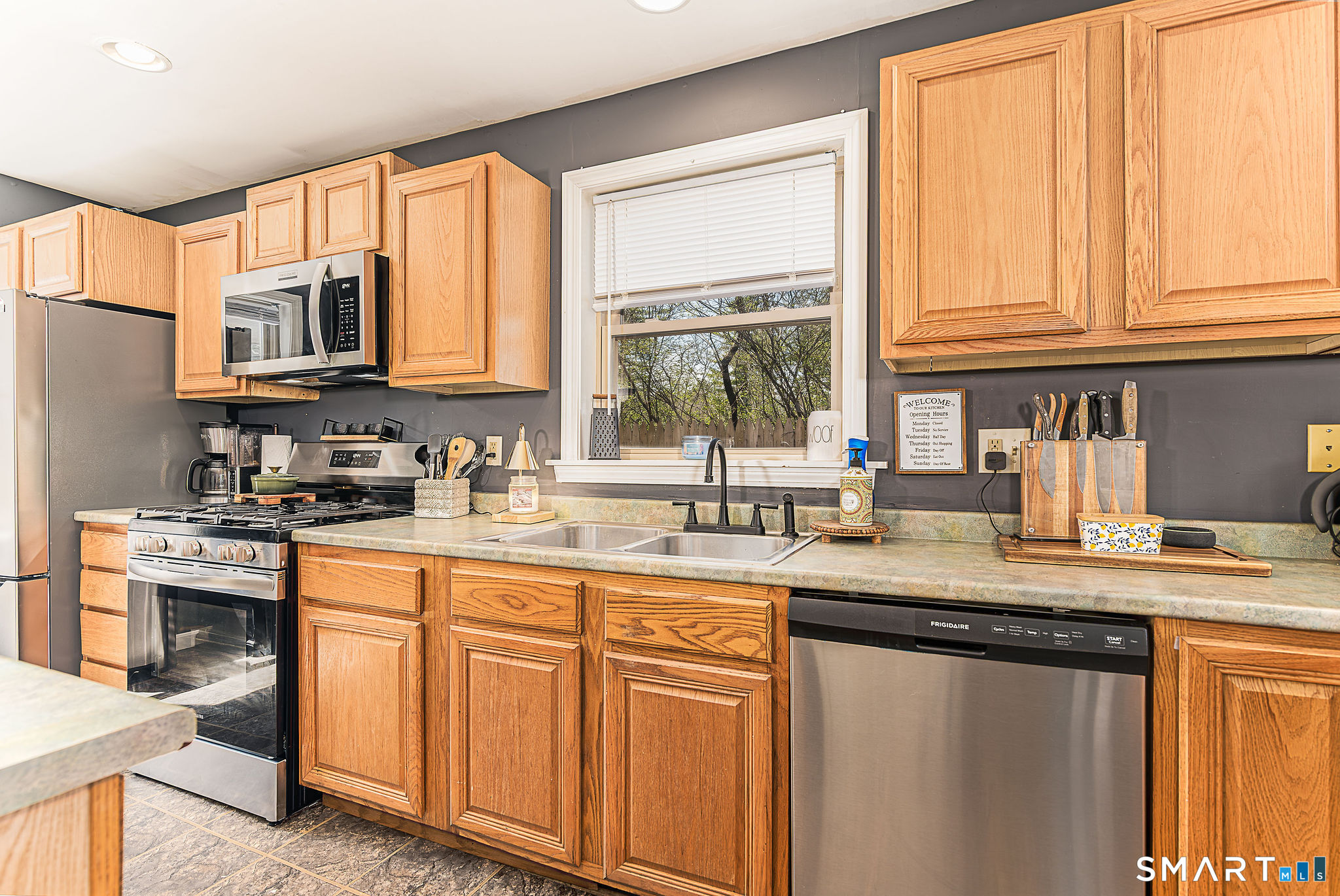 199 Bailey Pond Road Voluntown, CT 06384 - Photo 4 of 23