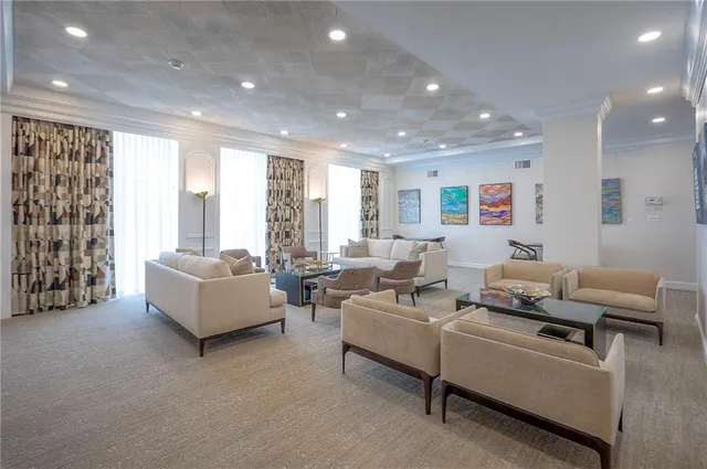 $1,550 | 4545 Wornall Road, Unit 507, Kansas City, MO 64111