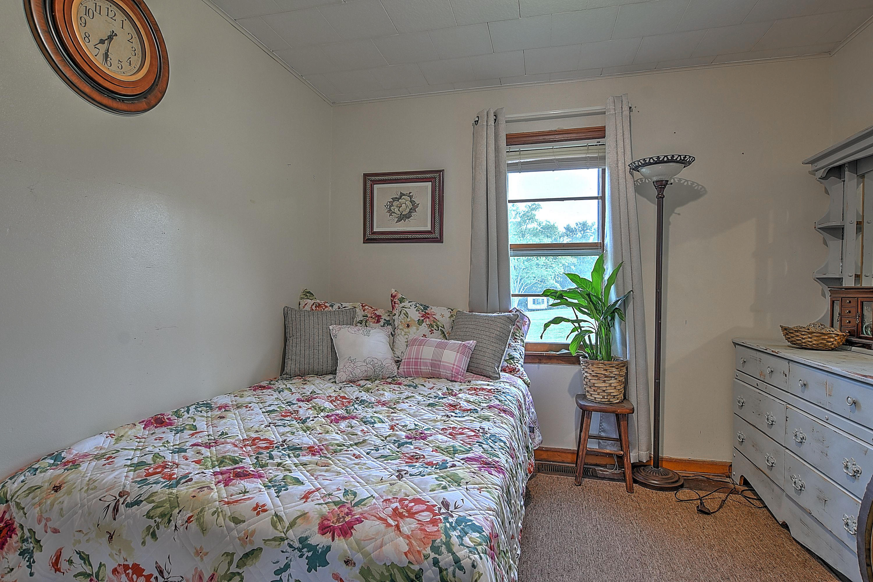 1155 West Pines Road Afton, TN 37616 - Photo 7 of 23 1155 W PINES RD-7