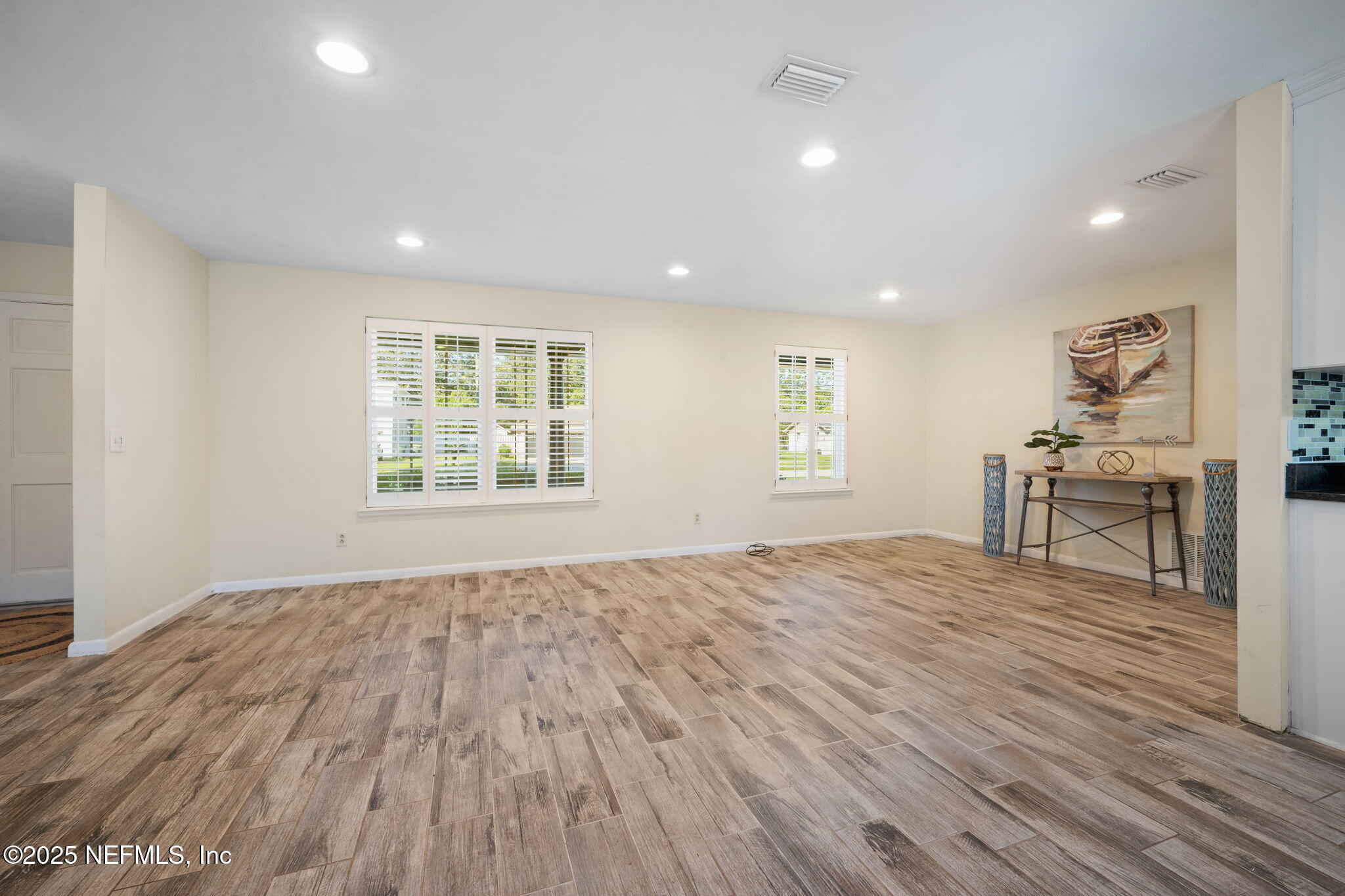 8827 Brierwood Road Jacksonville, FL 32257 - Photo 5 of 36 17-web-or-mls-Pace Images14