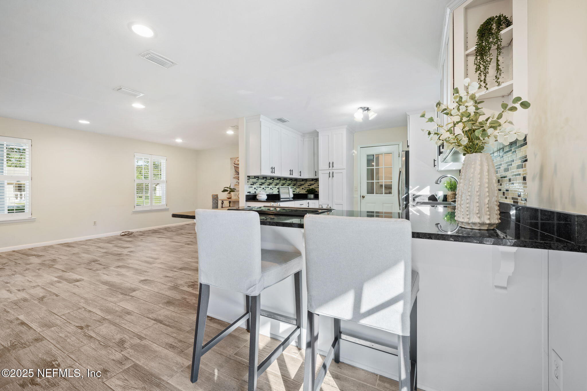 8827 Brierwood Road Jacksonville, FL 32257 - Photo 8 of 36 20-web-or-mls-Pace Images15