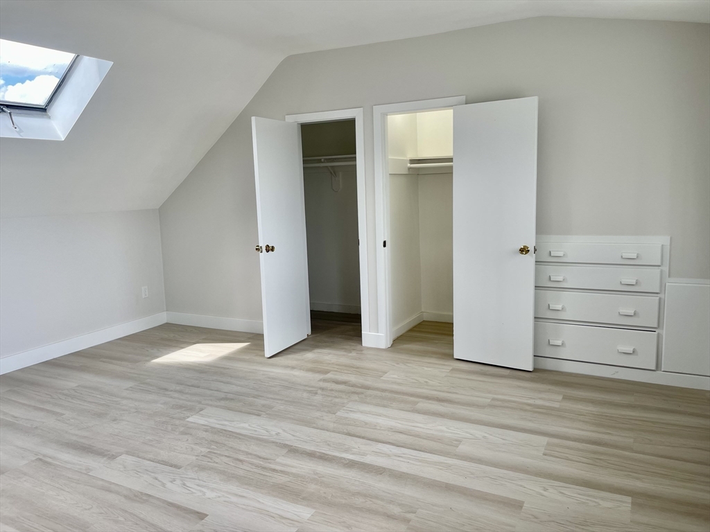 17 Edgecliff Road, Unit 2 Watertown, MA 02472 - Photo 16 of 20