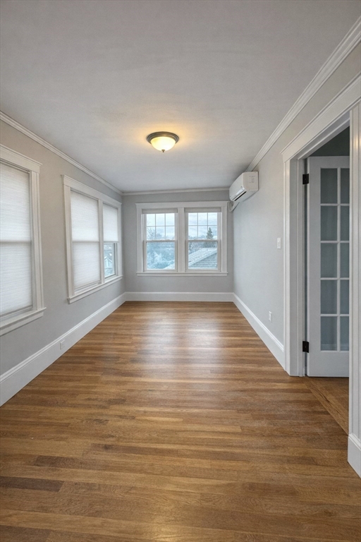 17 Edgecliff Road, Unit 2 Watertown, MA 02472 - Photo 7 of 20