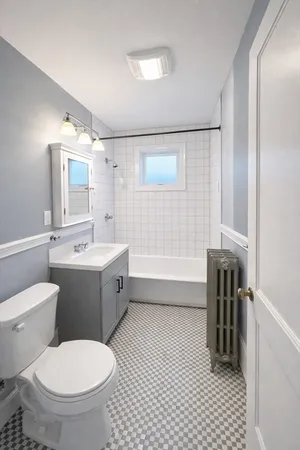 $4,400 | 17 Edgecliff Road, Unit 2, Watertown, MA 02472