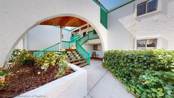 $114,500 | 4701 Casablanca Circle, Unit B3, Sebring, FL 33870