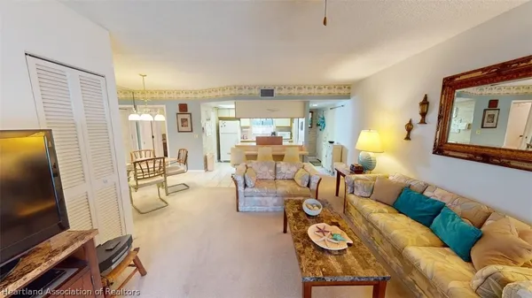 $114,500 | 4701 Casablanca Circle, Unit B3, Sebring, FL 33870