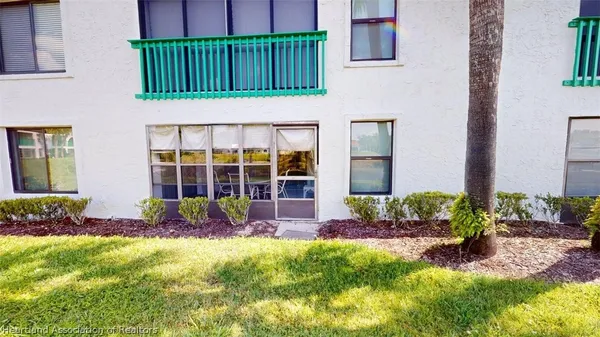 $114,500 | 4701 Casablanca Circle, Unit B3, Sebring, FL 33870