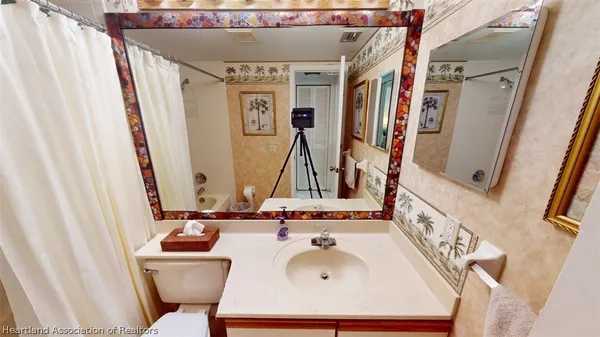 $114,500 | 4701 Casablanca Circle, Unit B3, Sebring, FL 33870