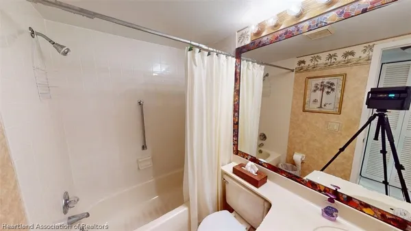 $114,500 | 4701 Casablanca Circle, Unit B3, Sebring, FL 33870