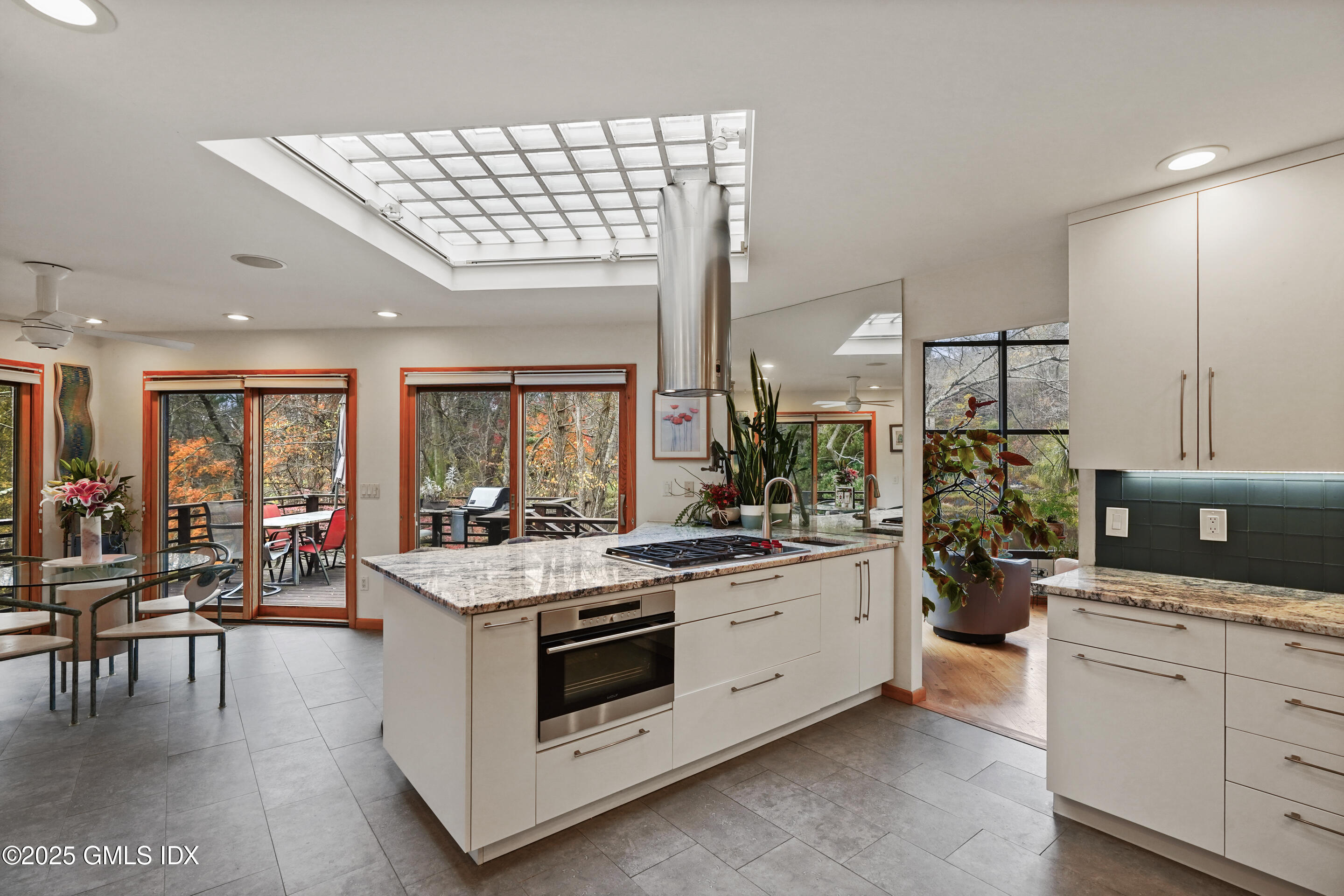 198 East Middle Patent Road Greenwich, CT 06831 - Photo 24 of 47 Chef's kitchen