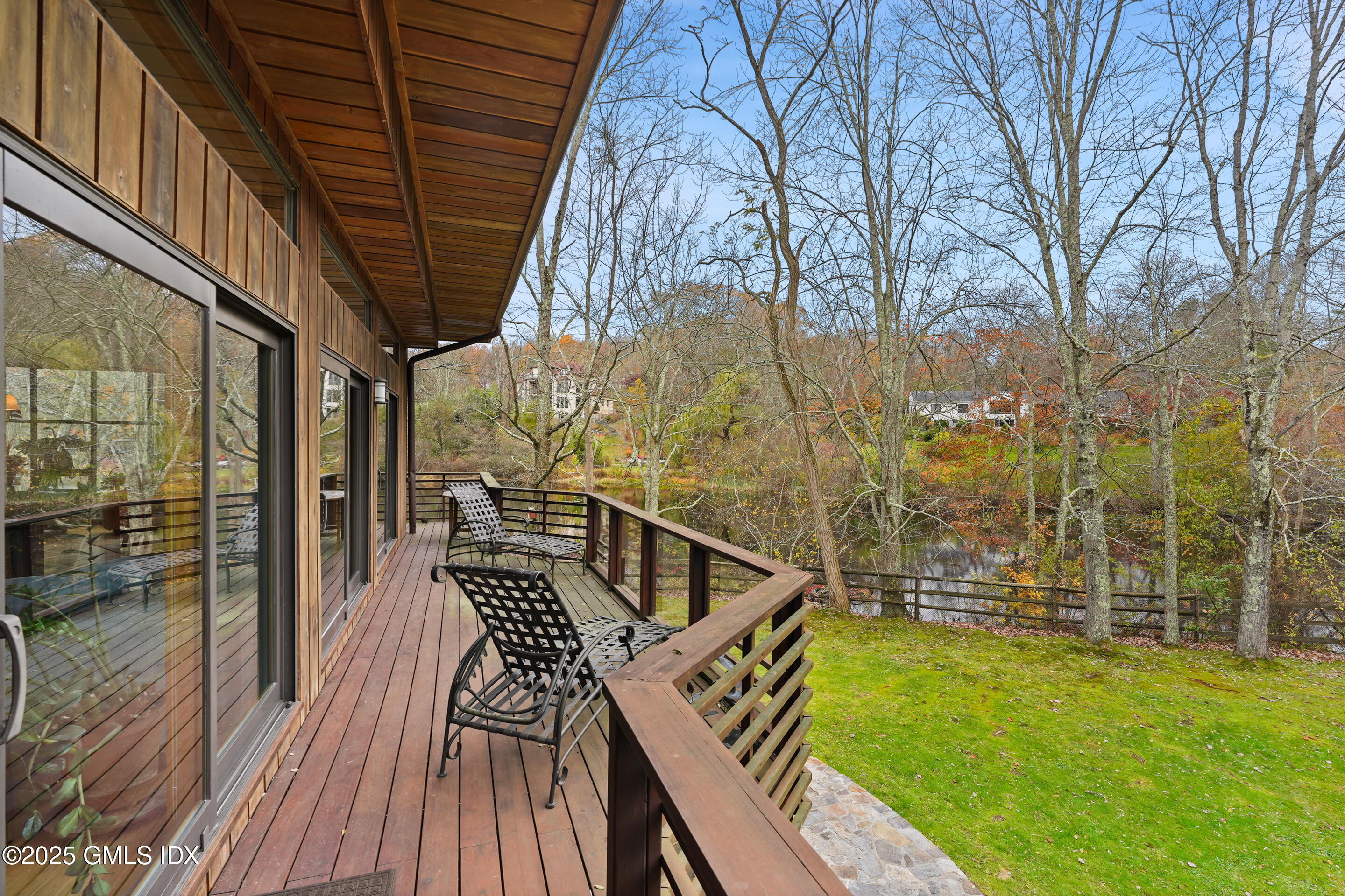198 East Middle Patent Road Greenwich, CT 06831 - Photo 45 of 47 Wraparound Deck