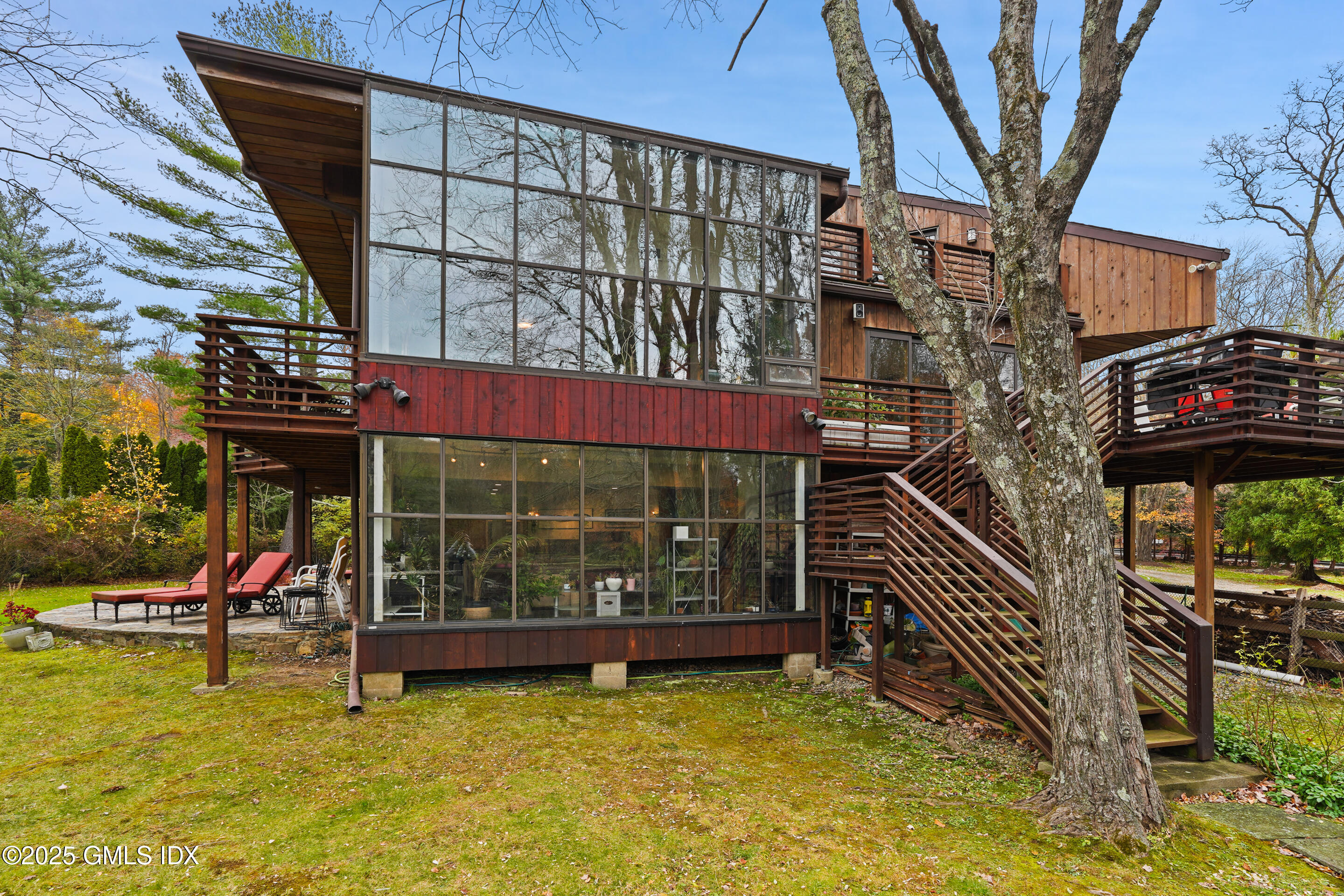 198 East Middle Patent Road Greenwich, CT 06831 - Photo 7 of 47 Glass House