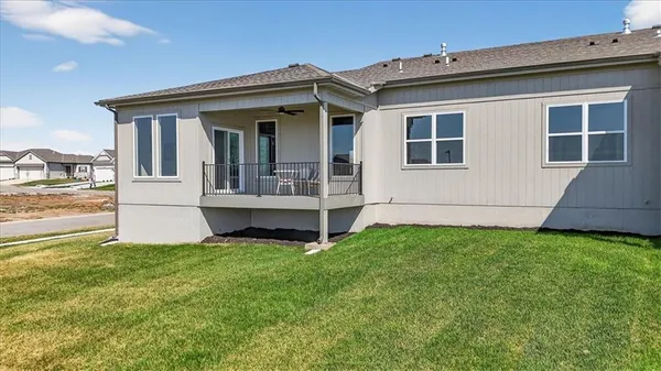$537,568 | 25039 West 94th Terrace, Lenexa, KS 66227