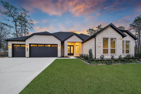 $799,990 | 316 Louvenia Court, Magnolia, TX 77354