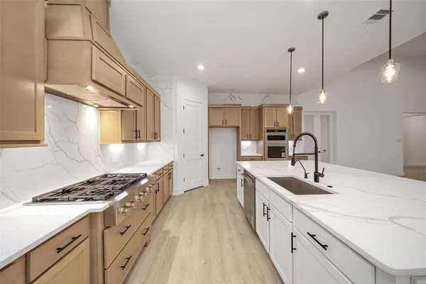 $799,990 | 316 Louvenia Court, Magnolia, TX 77354