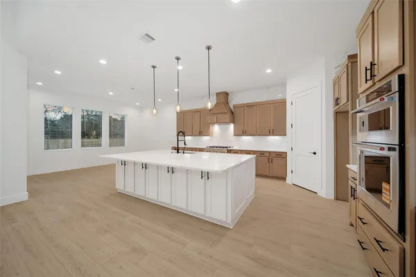 $799,990 | 316 Louvenia Court, Magnolia, TX 77354