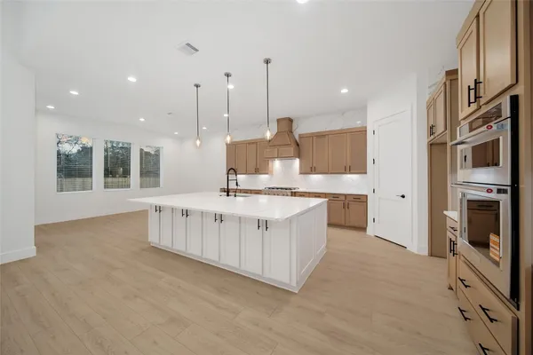 $799,990 | 316 Louvenia Court, Magnolia, TX 77354