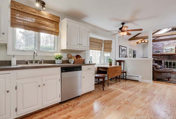 4 Hansom Road Andover, MA 01810 - Photo 3 of 30 Gallery Image 3