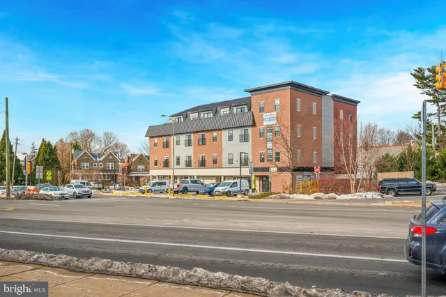 $1,725 | 501 Washington Lane, Unit 308, Jenkintown, PA 19046