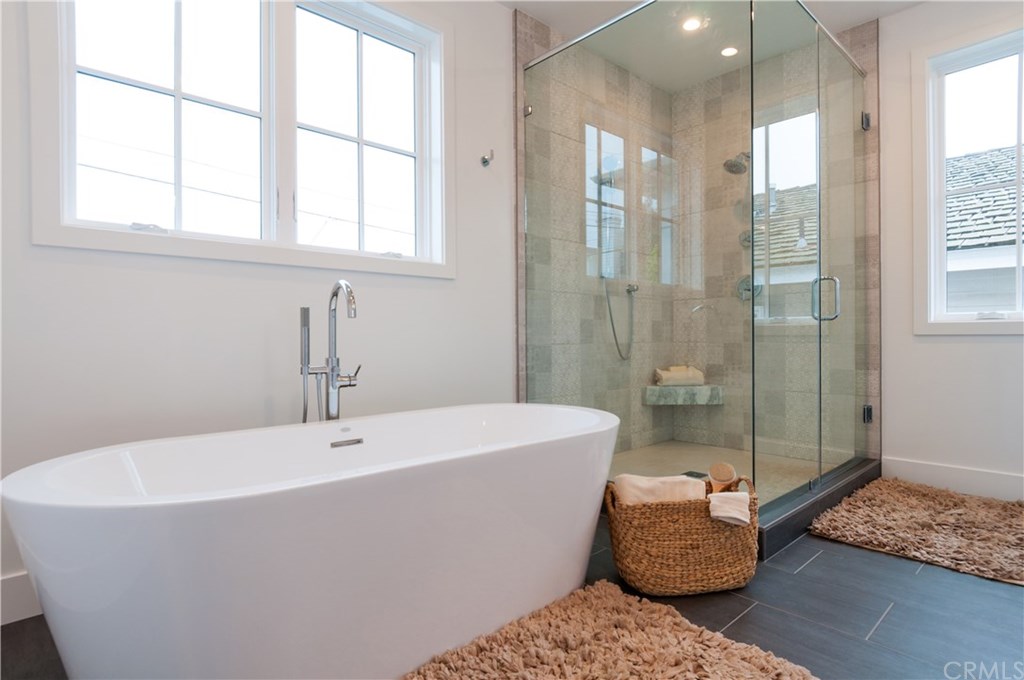 2622 Maple Avenue Manhattan Beach, CA 90266 - Photo 10 of 13