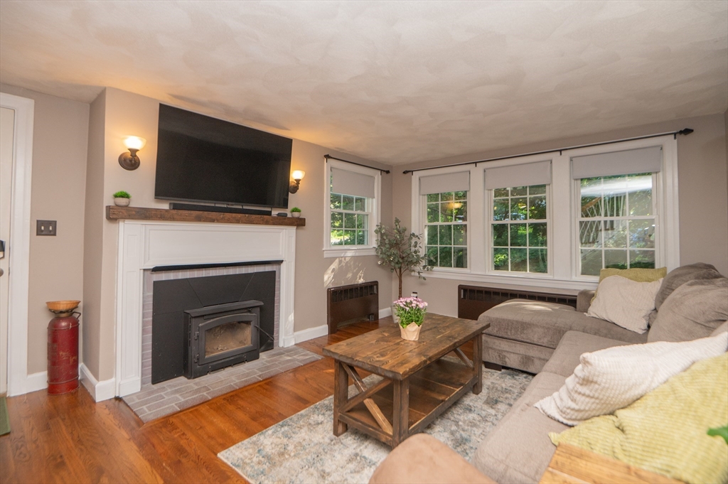 53 Bulfinch Road Lynn, MA 01902 - Photo 13 of 42