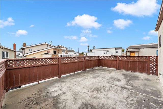 a view of a house with a garage