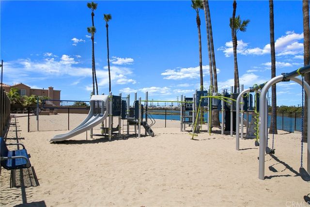 $2,050,000 | 423 62nd Street, Newport Beach, CA 92663