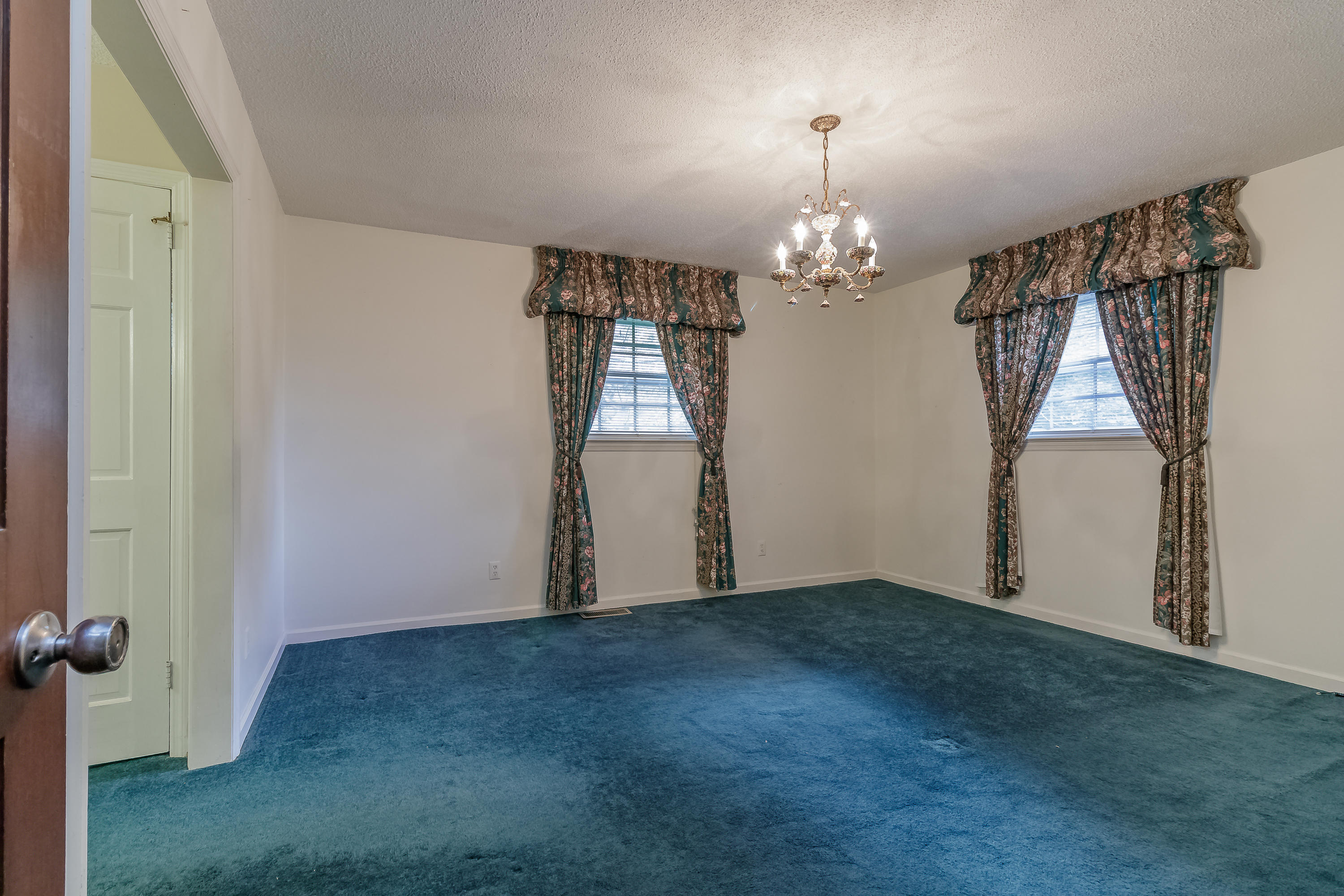 591 North Beaumont Road Ringgold, GA 30736 - Photo 26 of 55 Master Bedroom