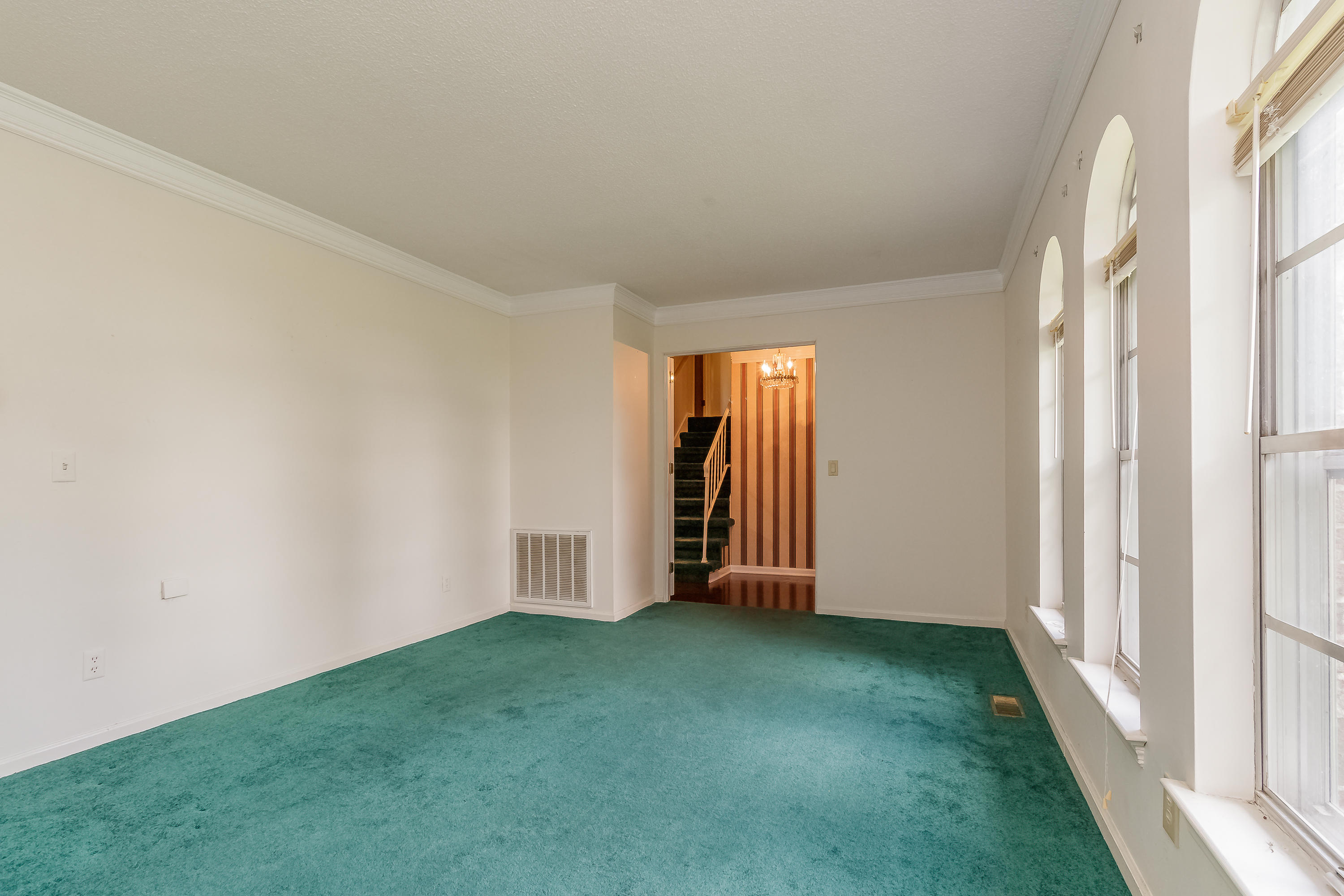 591 North Beaumont Road Ringgold, GA 30736 - Photo 6 of 55 Living Room