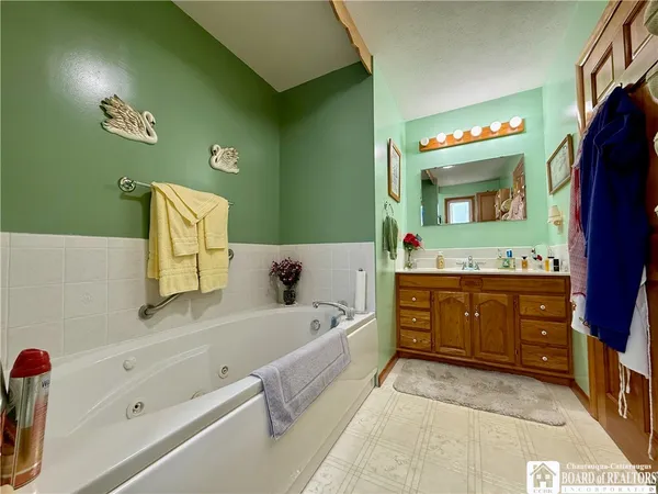 $234,900 | 9687 Deer Creek Road, Genesee, NY 14770