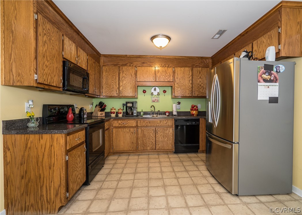 11628 Old Stage Road Petersburg, VA 23805 - Photo 11 of 30 Gallery Image 11