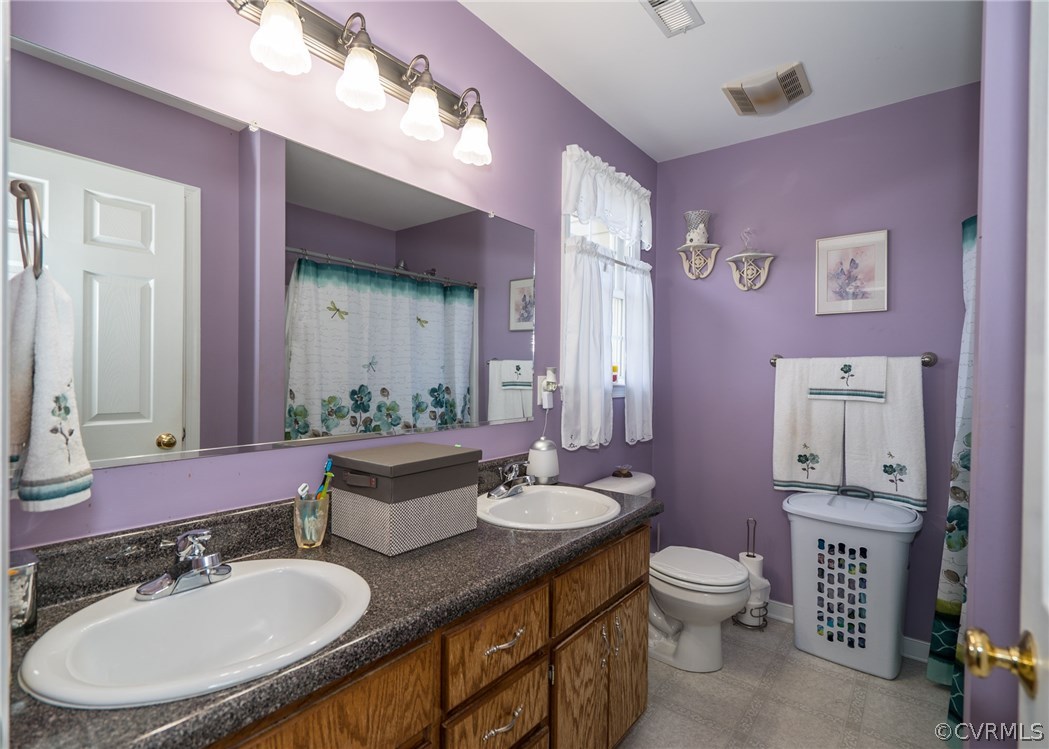 11628 Old Stage Road Petersburg, VA 23805 - Photo 16 of 30 Gallery Image 16