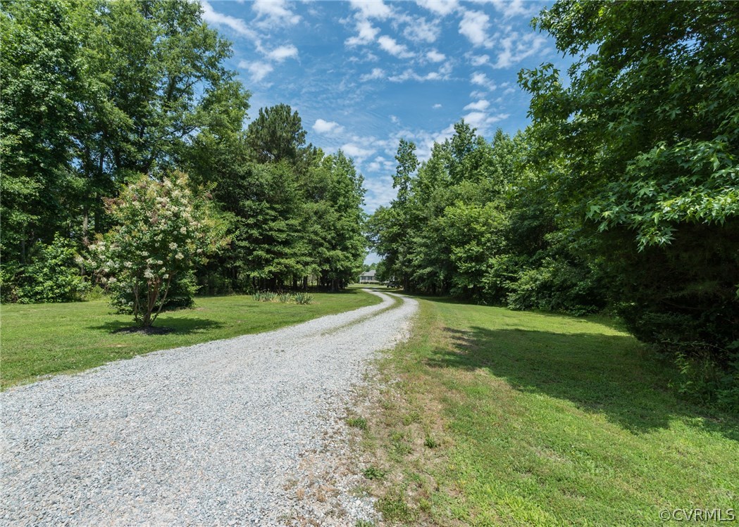 11628 Old Stage Road Petersburg, VA 23805 - Photo 23 of 30 Gallery Image 23