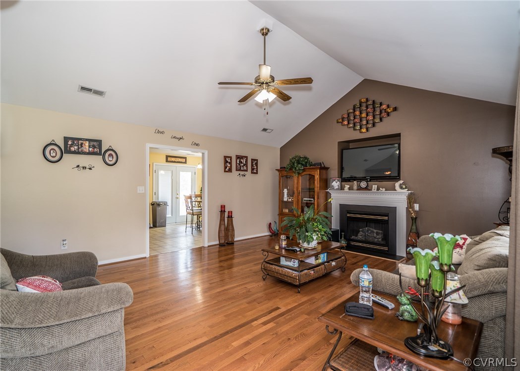 11628 Old Stage Road Petersburg, VA 23805 - Photo 6 of 30 Gallery Image 6