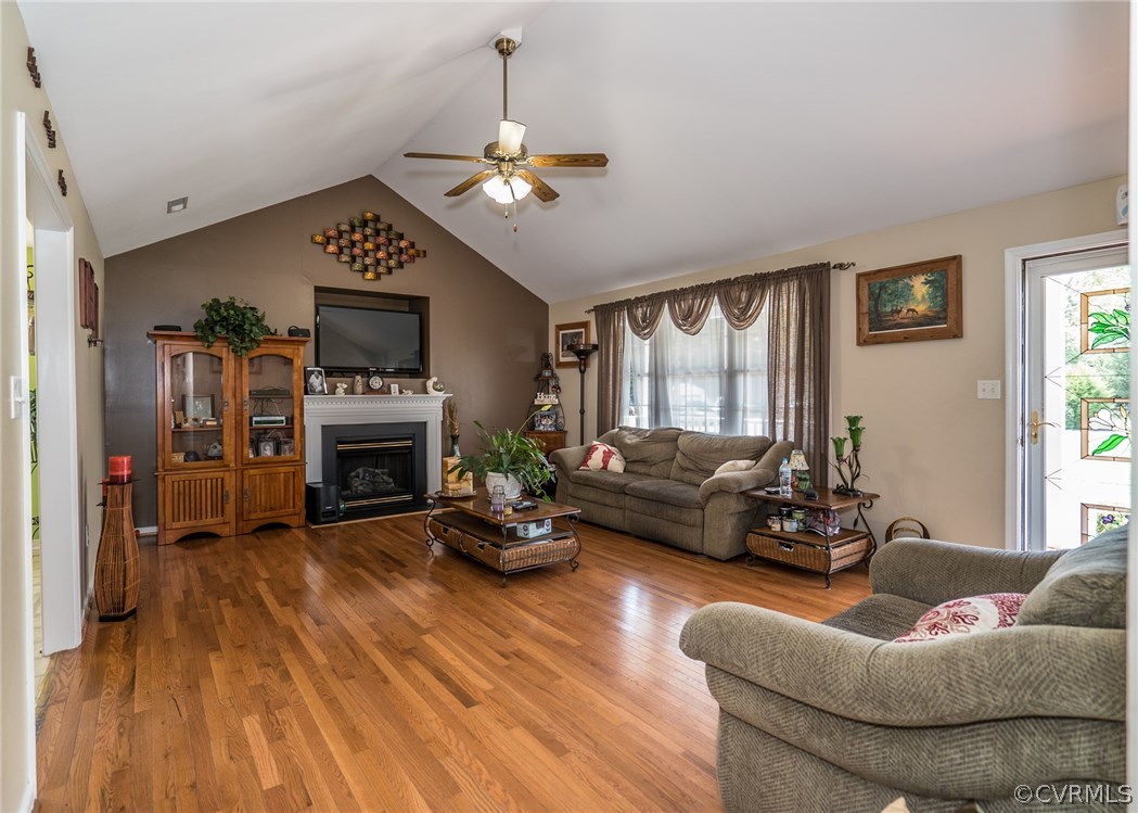 11628 Old Stage Road Petersburg, VA 23805 - Photo 7 of 30 Gallery Image 7