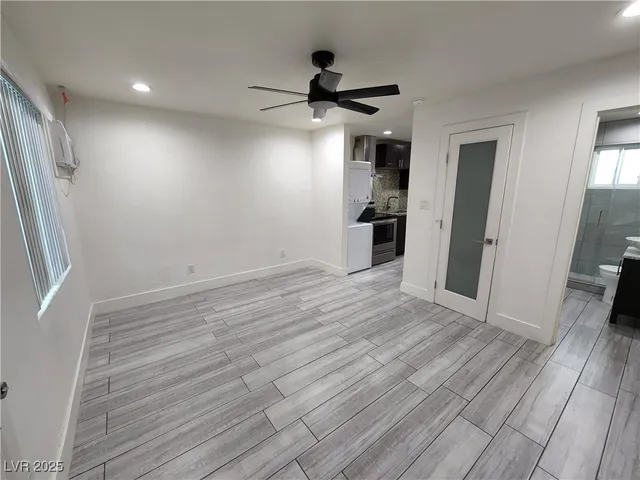 $895 | 211 South 13th Street, Unit 7, Las Vegas, NV 89101