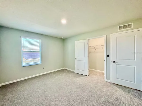 $2,500 | 35743 Hillbrook Avenue, Zephyrhills, FL 33541