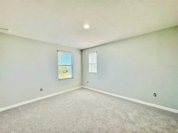 $2,500 | 35743 Hillbrook Avenue, Zephyrhills, FL 33541