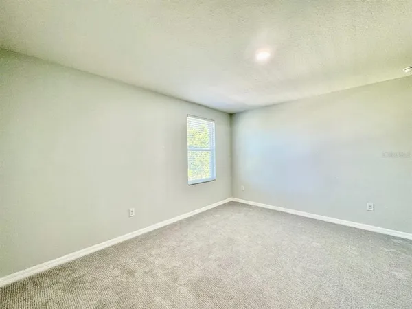 $2,500 | 35743 Hillbrook Avenue, Zephyrhills, FL 33541