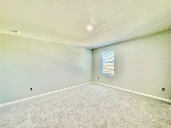 $2,500 | 35743 Hillbrook Avenue, Zephyrhills, FL 33541