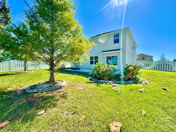 $2,500 | 35743 Hillbrook Avenue, Zephyrhills, FL 33541