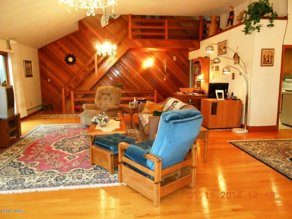 111 Hatton Road Hawley, PA 18428 - Photo 6 of 58 Gallery Image 6